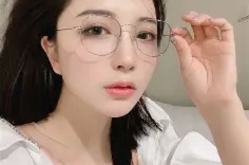 4000万粉网红白冰偷税超900万被查！从发廊小哥到富豪靠“接地气、不割韭菜”立人设！
